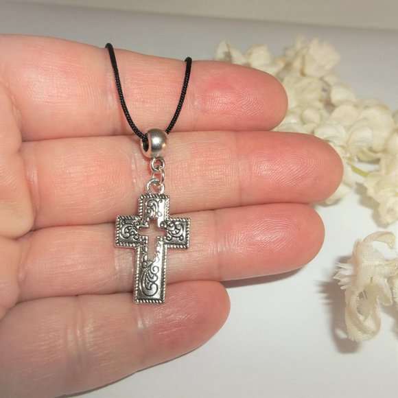 Necklace, Pendant, Cross Necklace, Cross Pendant, Silver Cross Necklace, D353 - Picture 6 of 9